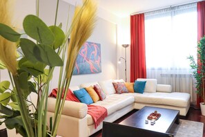 TV - Margot Quite & Stylish Apartment (ROMA)