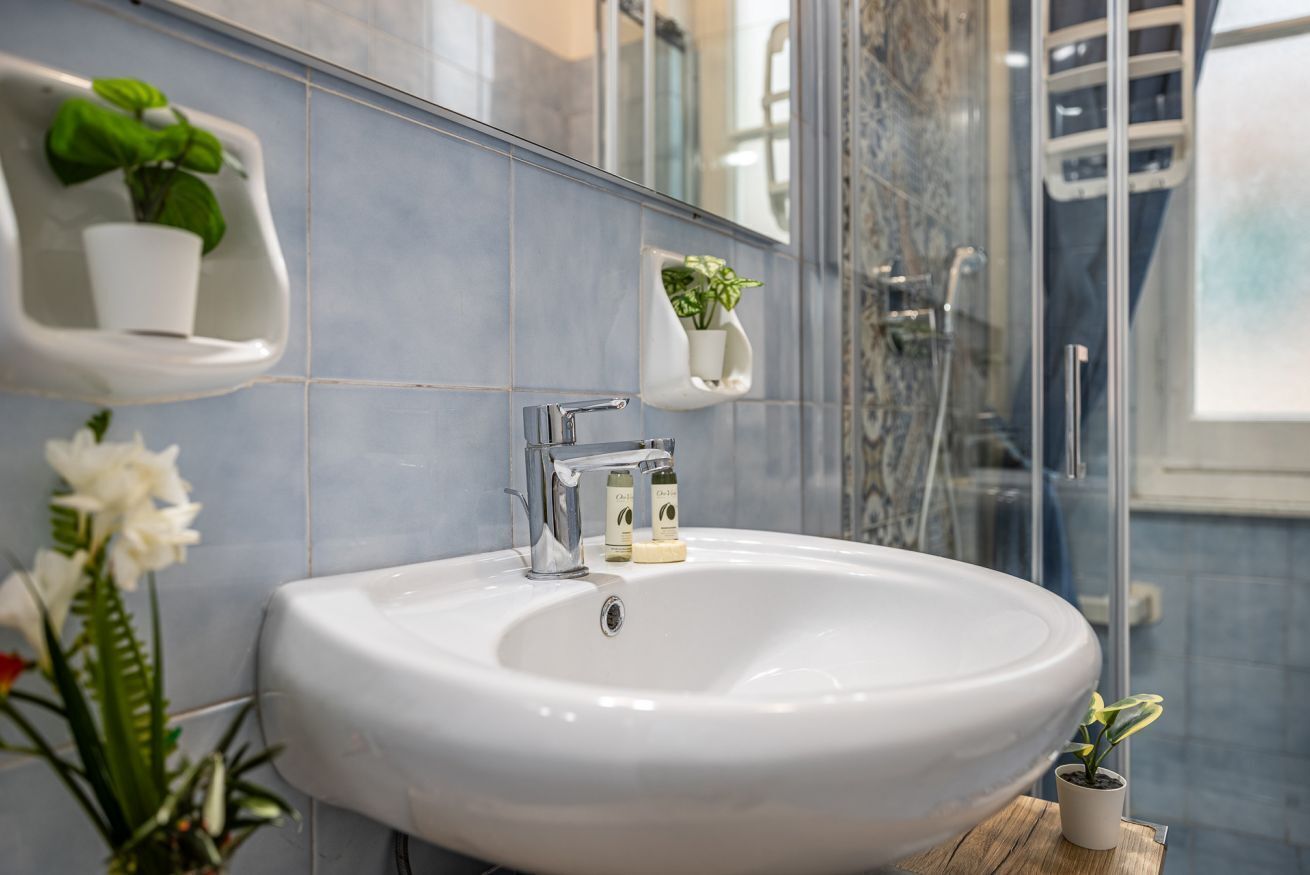 Dusche, Haartrockner, Bidet