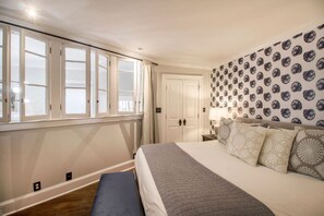 2 chambres, bureau, fer et planche à repasser, Wi-Fi gratuit