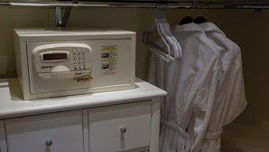 Interior - Keyah Grande - France (Pagosa Springs)