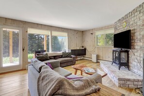 TV connectée, cheminée