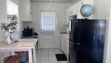 Fridge, microwave, coffee/tea maker, toaster