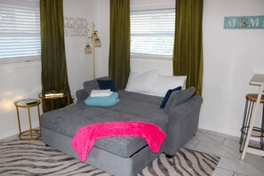 Smart TV - Cozy Studio near Graceland*Kitchenette*Freeparking (Memphis)