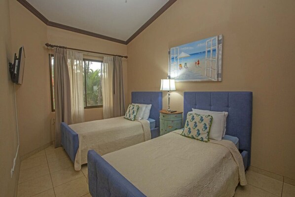 Imagen sin descripción, 1 de 14, botón