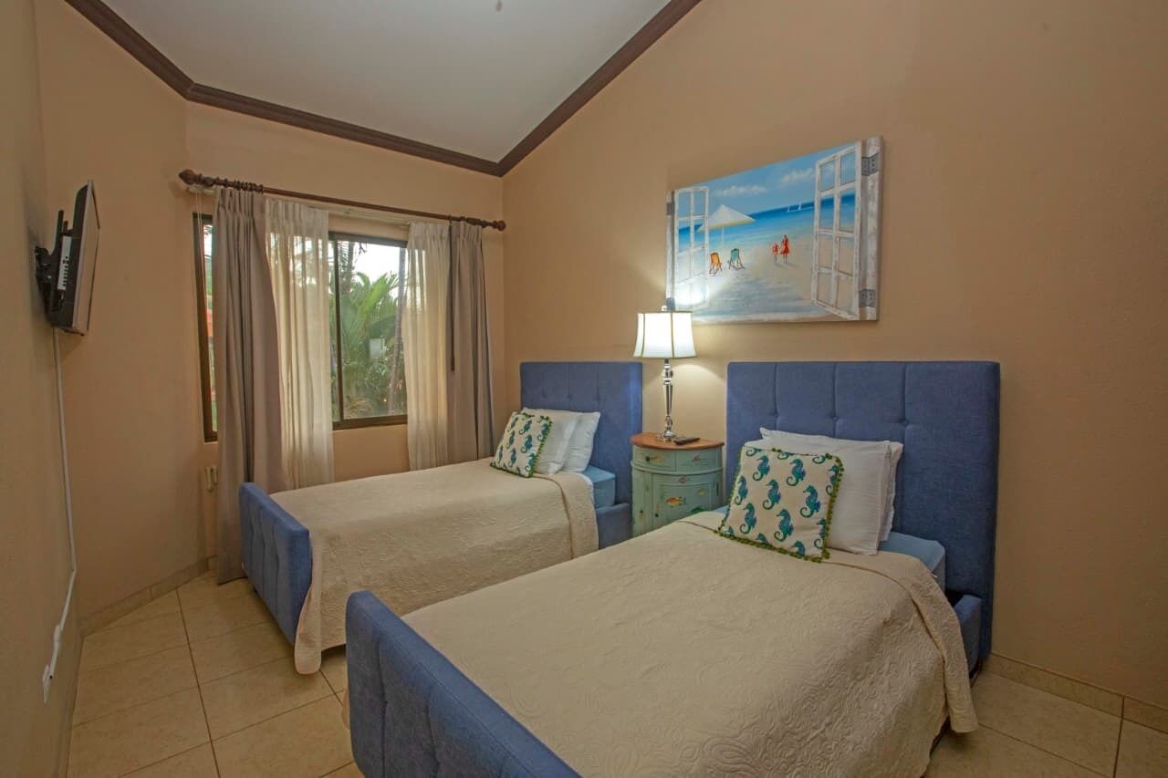 2 bedrooms, in-room safe, travel cot, free WiFi