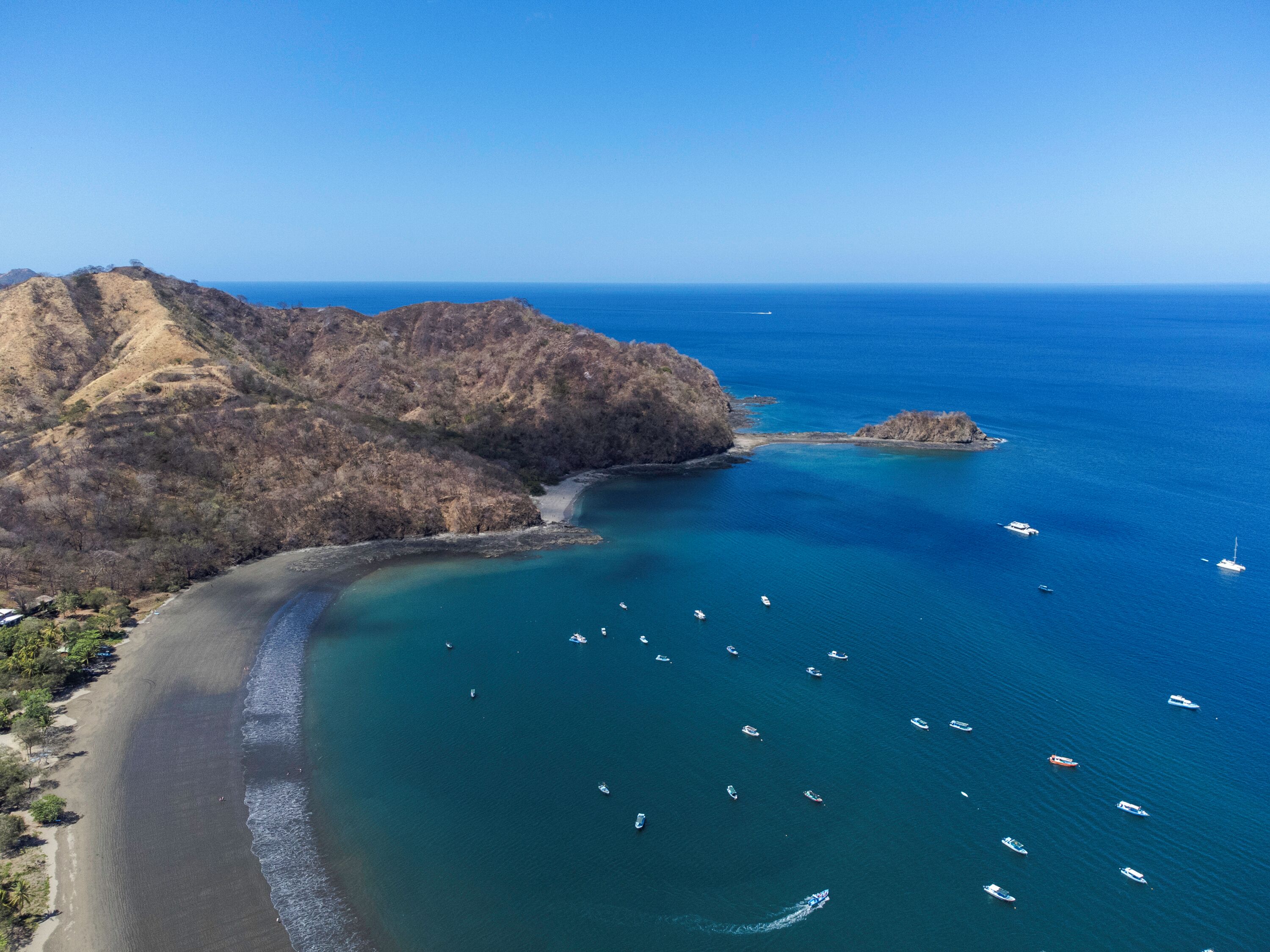 Playa en los alrededores y toallas de playa 