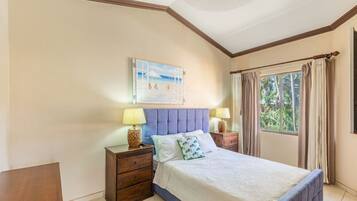 2 bedrooms, travel crib, WiFi, bed sheets