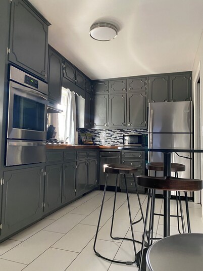 Retreat Near UAB, RTJ Golf, BJCC & Hoover Met