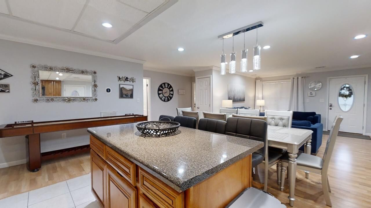 House, Multiple Beds, Hot Tub, Garden View | Private kitchen | Coffee/tea maker