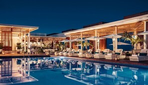Piscine extérieure