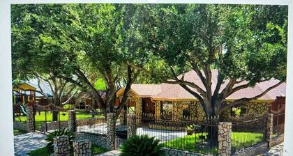 HERMOSO HOGAR PARA SU ESTANCIA !!