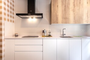 Fridge, microwave, oven, dishwasher