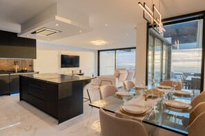 Villa | Bureau
