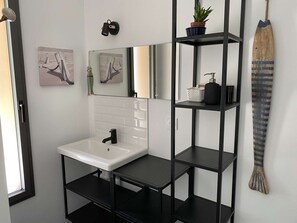 Bathroom - 143 - charming new timber-framed house for 8 people (HOURTIN)