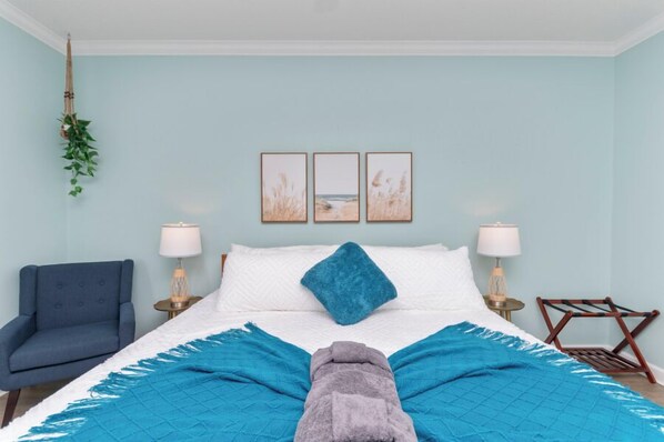 4 عدّة غرف نوم ومكتب ومكواة/لوح كي وواي فاي مجانًا