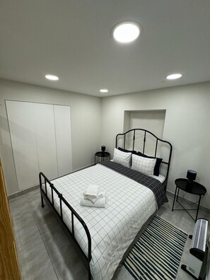 1 Schlafzimmer, WLAN, Bettwäsche