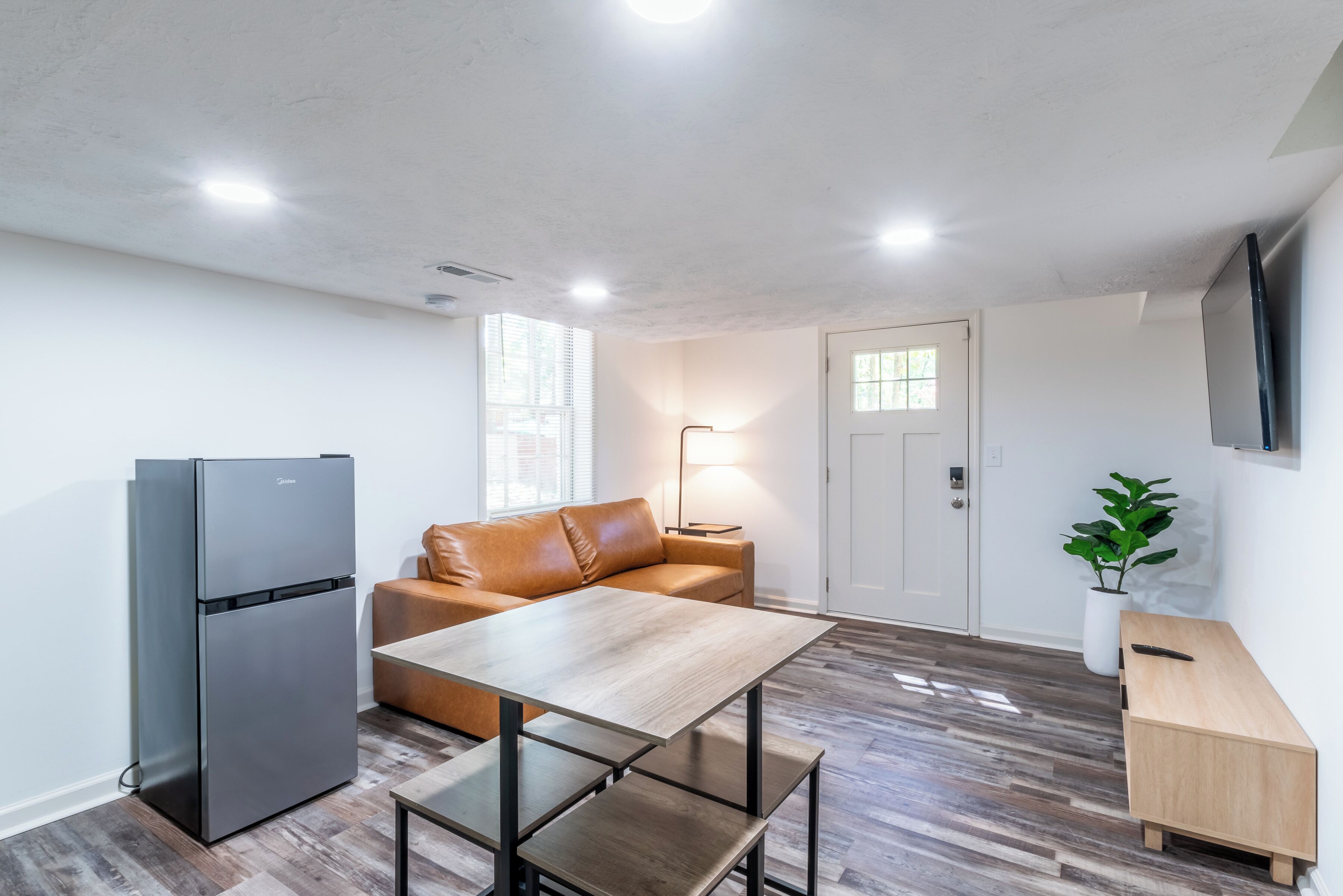 Peaceful Basement, Tucker-GA