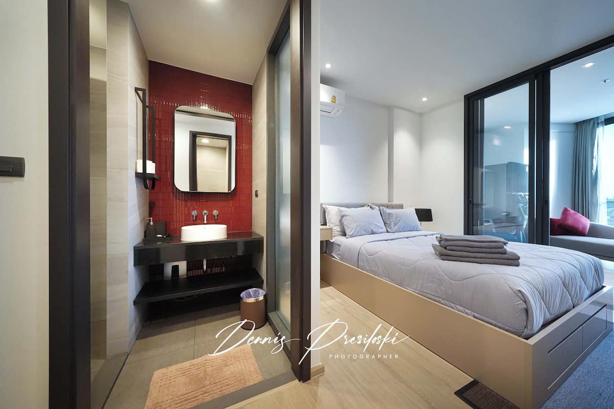 Apartamento superluxo | 1 quarto, roupas de cama antialérgicas, edredons de pluma