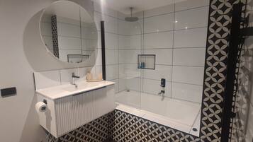 Hair dryer, towels, soap, shampoo