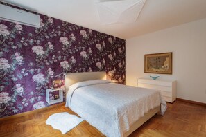 2 Schlafzimmer, Bügeleisen/Bügelbrett, WLAN, Bettwäsche