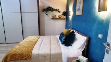 2 bedrooms, desk, free WiFi, bed sheets
