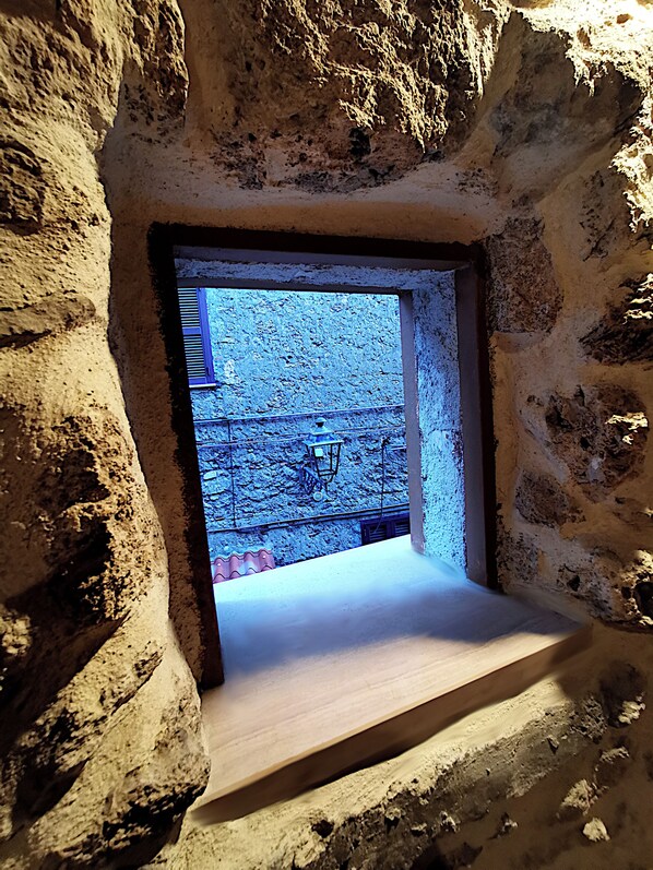 Interior - LA TORRETTA apartment suite (Anagni)