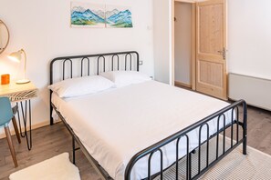 2 bedrooms, free WiFi, bed sheets