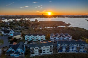 Exterior - CP100A Sound Sunset * Stunning Sunsets over Water (Kill Devil Hills)