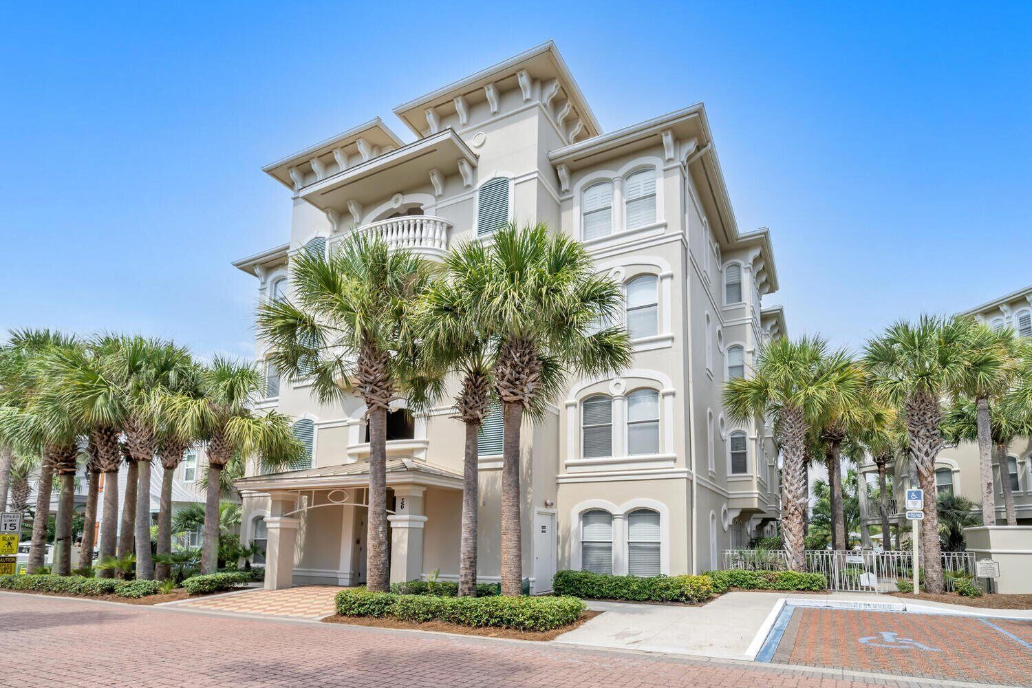 4 Night MInimum in Summer Flip Flop Life | Renovated Condo in Seacrest, Overlooking Pool & Access to Beach