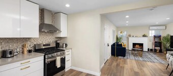 The Cove. Newly Remodeled Home.