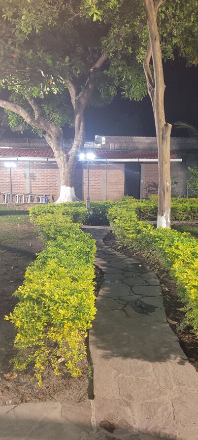 Casa moderna , perfecta para disfrutar en familia. Cocina, baños modernos