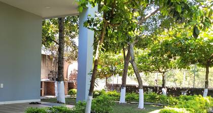 Casa moderna , perfecta para disfrutar en familia. Cocina, baños modernos