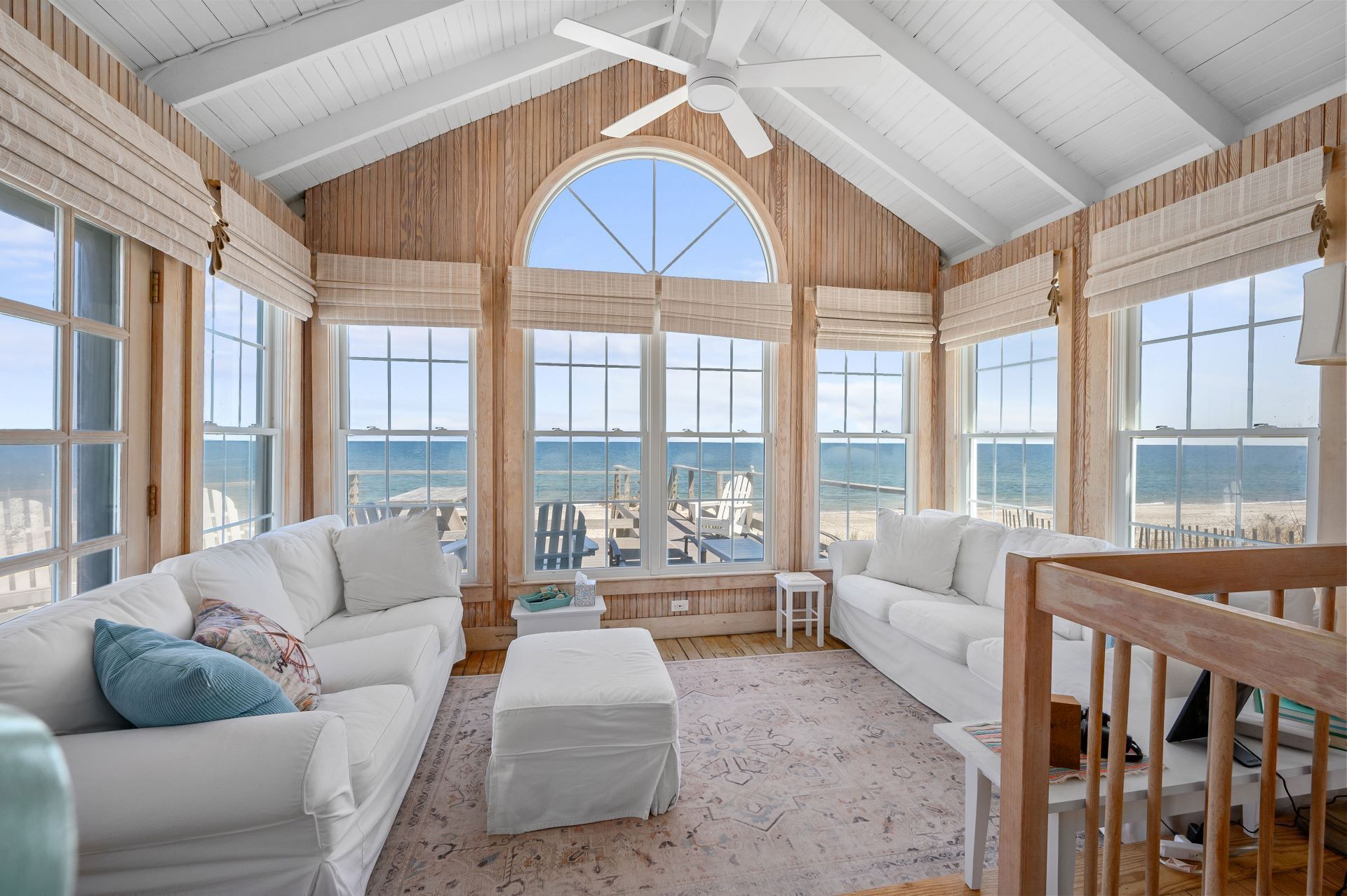 Oceanfront cottage on Spring Hill Beach with sleeping for 6 guests