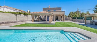 Pet friendly home in Cabra del Camp