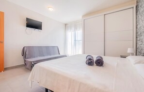 4 habitaciones y wifi gratis 