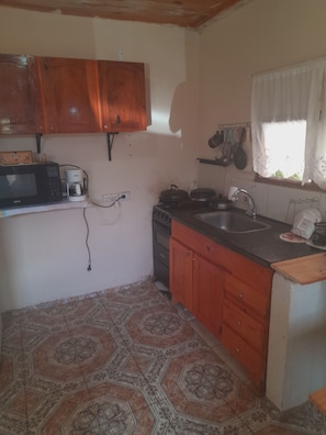 Shared fridge, microwave - Valeria (Puerto Iguazú)