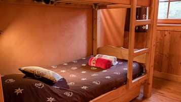 2 habitaciones, wifi gratis y ropa de cama