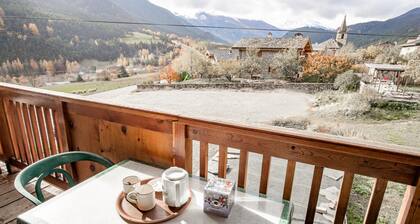 Appartement "Les MélÚzes" avec vue sur les montagnes, balcon et Wi-Fi