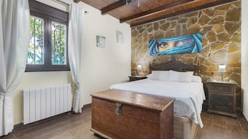 4 Schlafzimmer, Bügeleisen/Bügelbrett, kostenloses WLAN, Bettwäsche