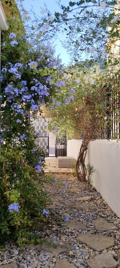 Holiday Home 'Casa De La Aldea' with Mountain Views, Wi-Fi and Air Conditioning