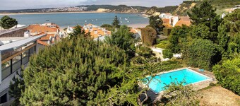 Vakantiehuis 'Casa Da Ladeira - São Martinho' met Uitzicht op Zee, Gedeeld Zwembad en Wi-Fi