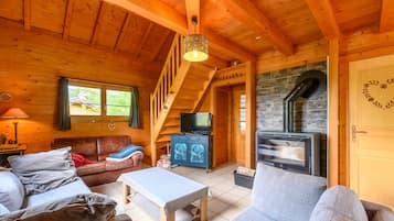 Télévision, cheminée