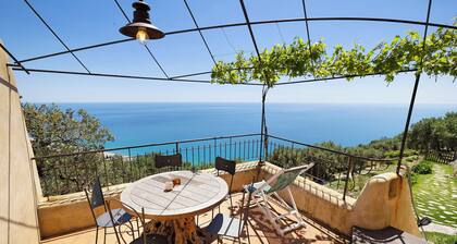 Apartment 'Mandarino' with Sea View, Wi-Fi and Air Conditioning