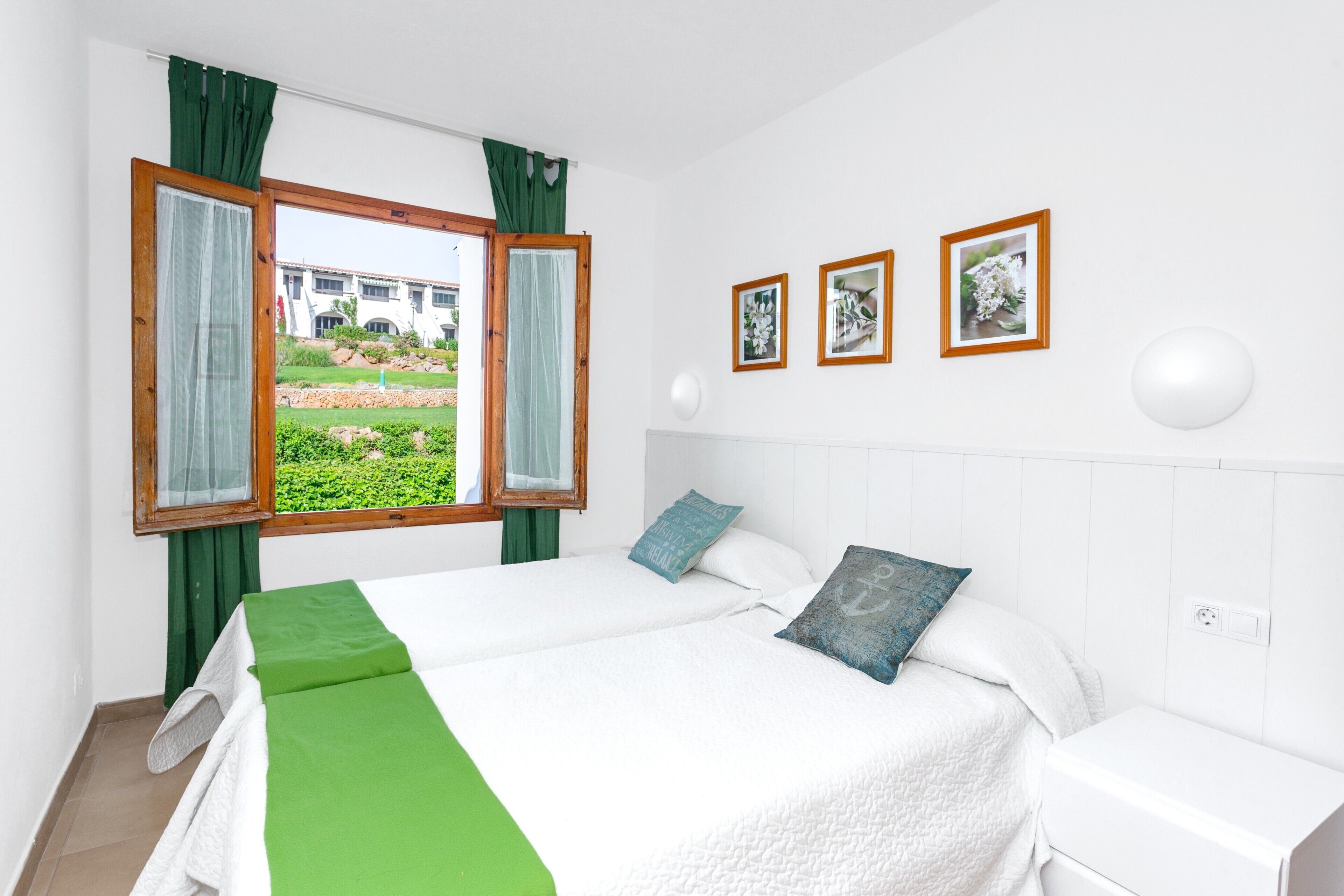 2 dormitorios, tabla de planchar con plancha, wifi gratis y ropa de cama
