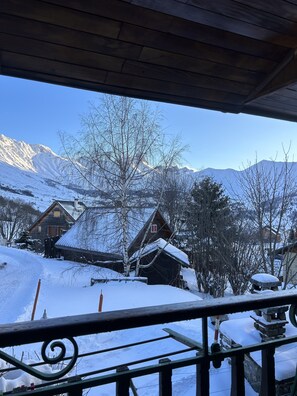 Property grounds - Apartment 'Balcon' with Mountain View (Albiez-Montrond)