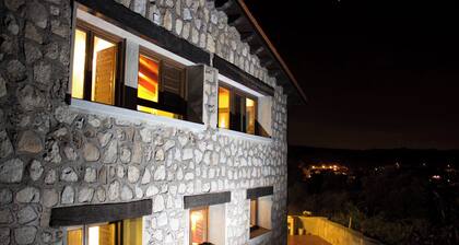 Apartment 'Casa Baja' with Shared Pool, Private Terrace and Wi-Fi