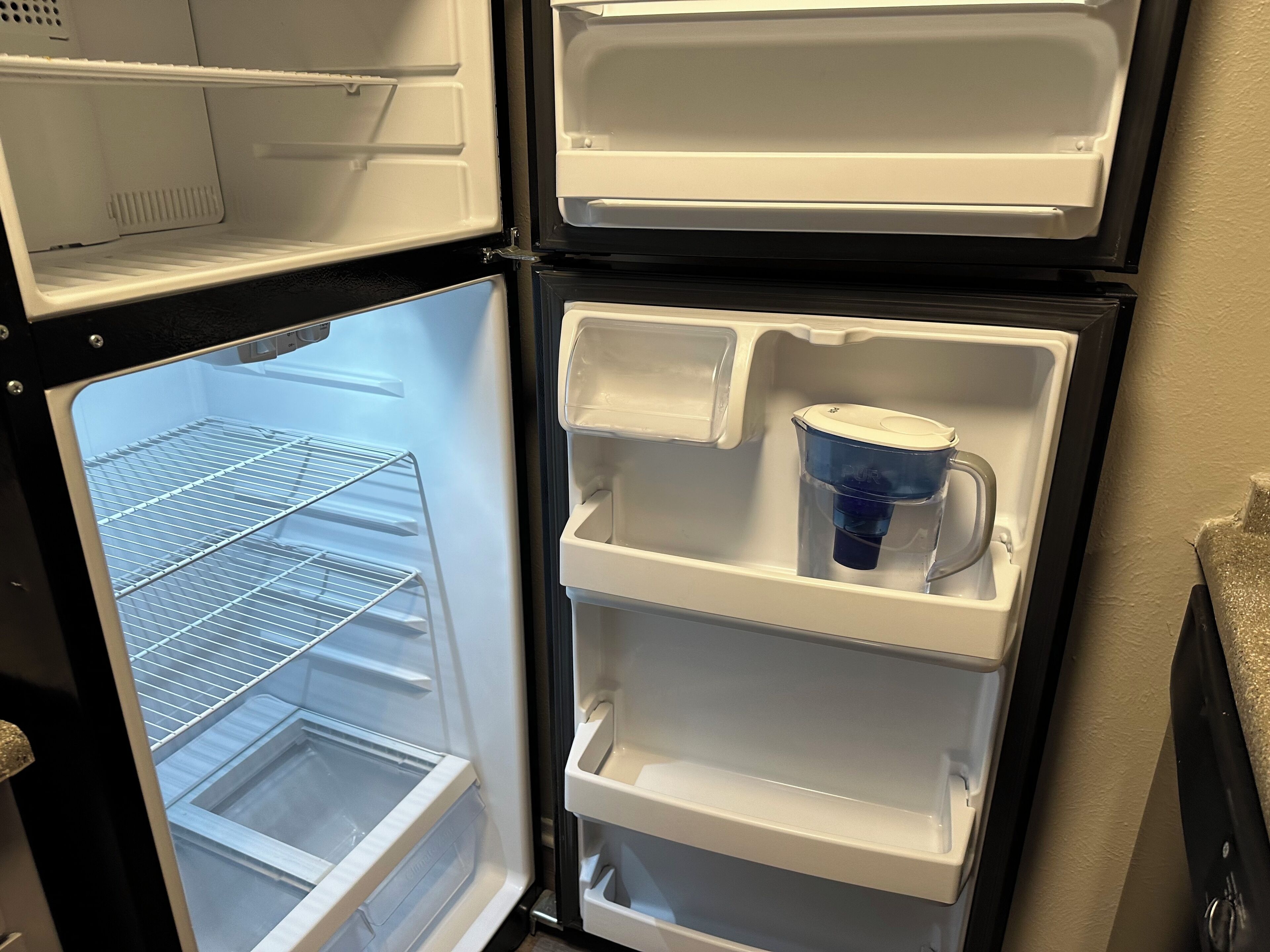 Centrally located, quiet, perfect for workers 