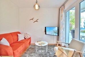 TV, DVD player - Strandglück Appartement 10C - Strandglück Haus C (Scharbeutz)