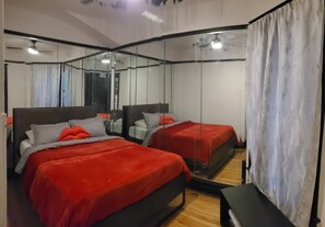 3 makuuhuonetta, työpöytä, silitysrauta/-lauta, Wi-Fi