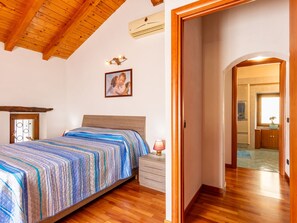 2 bedrooms, iron/ironing board, WiFi - Vacation home Bonsai by Interhome (Gera Lario)